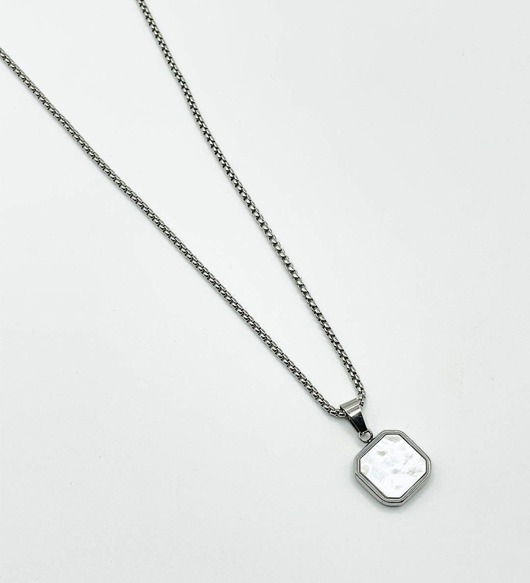 Seashell Square Pendant Necklace in Silver