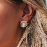 Vintage button Earring in Gold