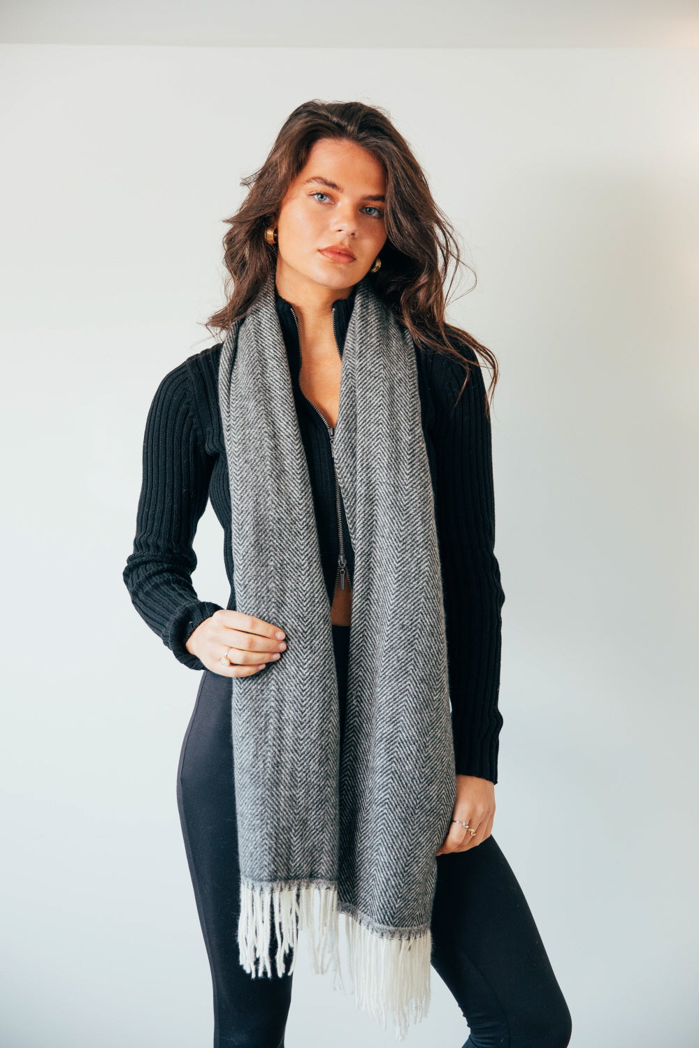 Herringbone Tassle Scarf In Black and White - svnx