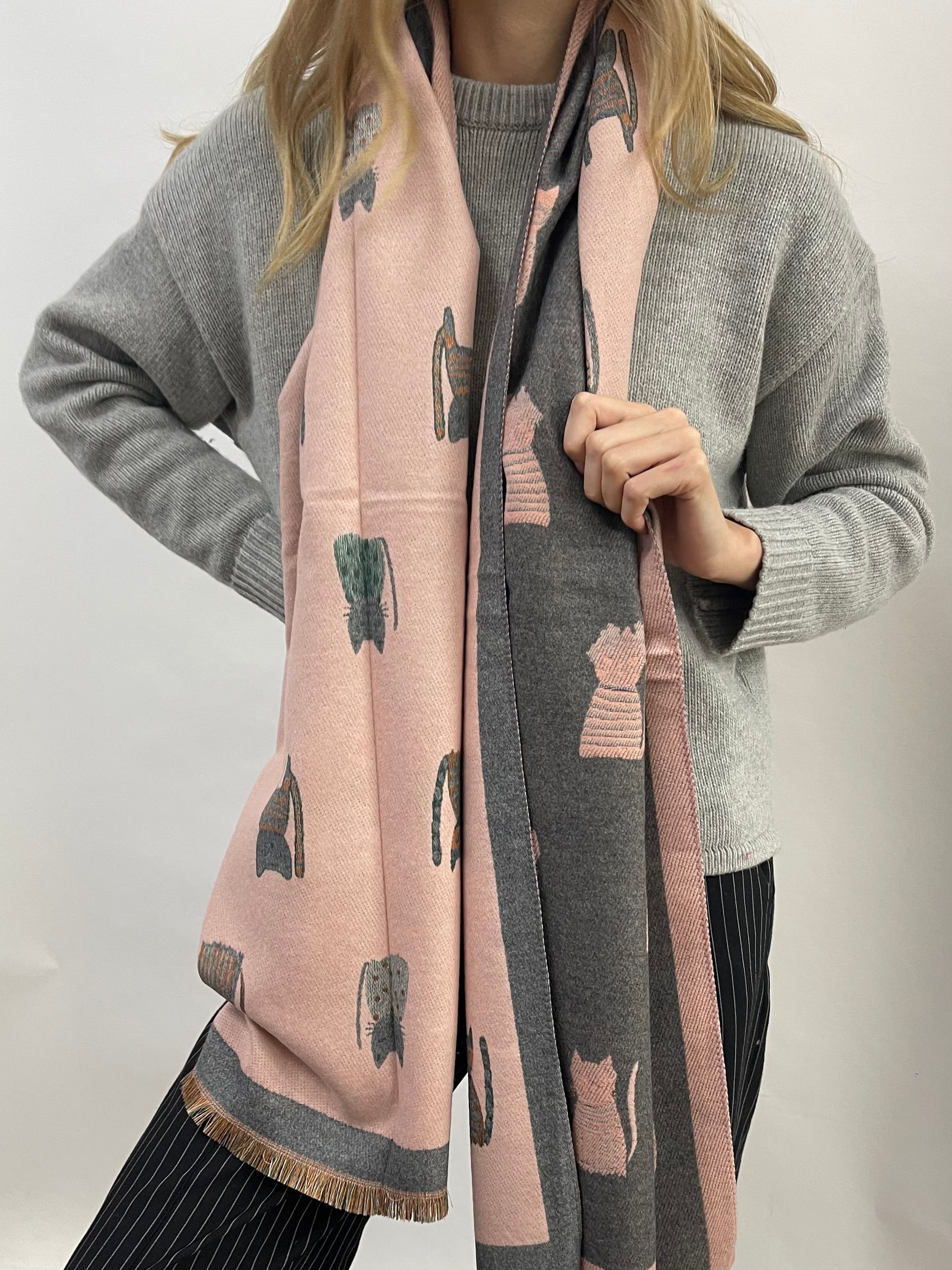 Cat Printed Scarf in Pink & Grey - Wool Blend - svnx
