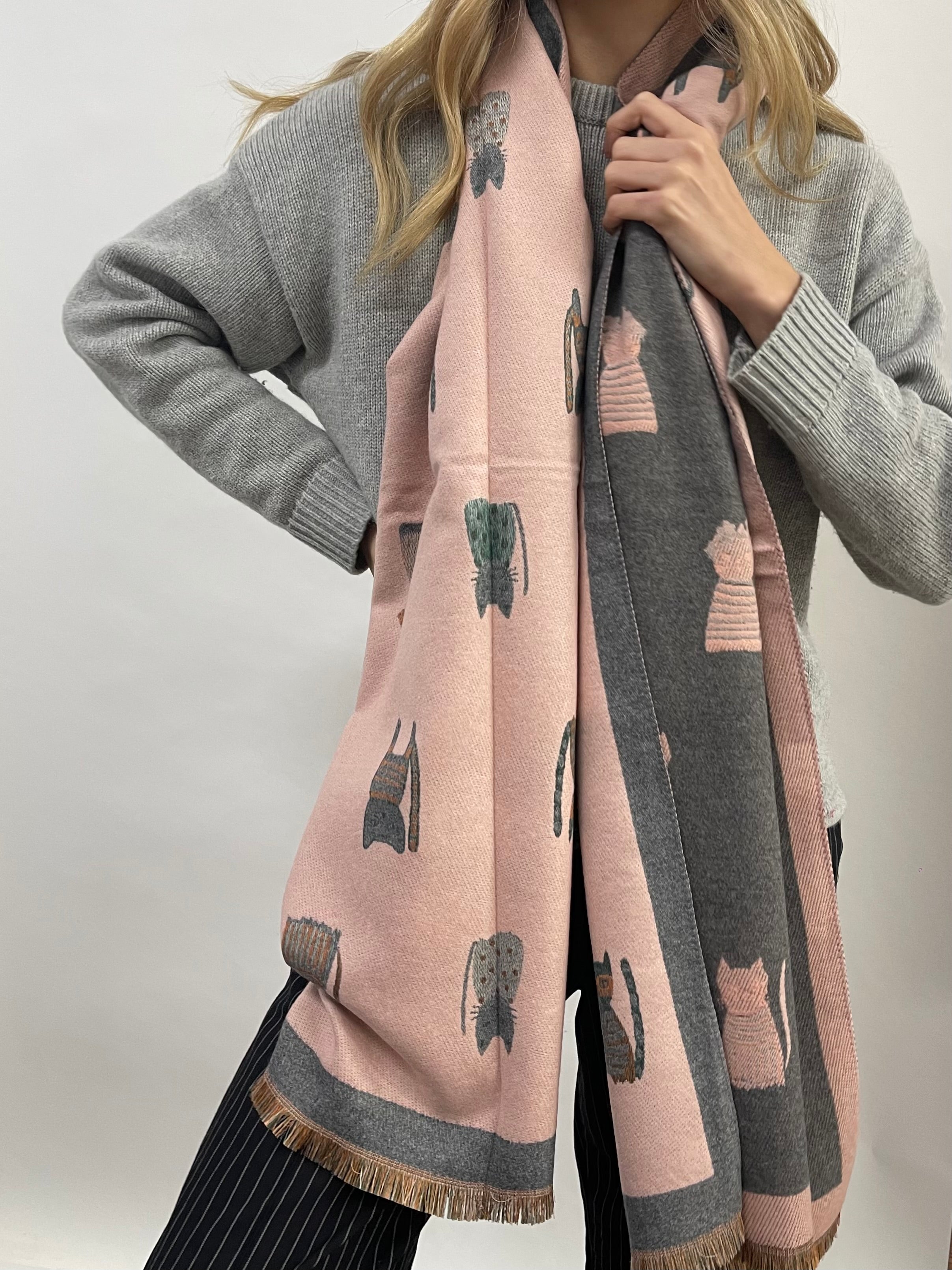 Cat Printed Scarf in Pink & Grey - Wool Blend - svnx
