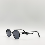Retro Round Sunglasses in Black - svnx