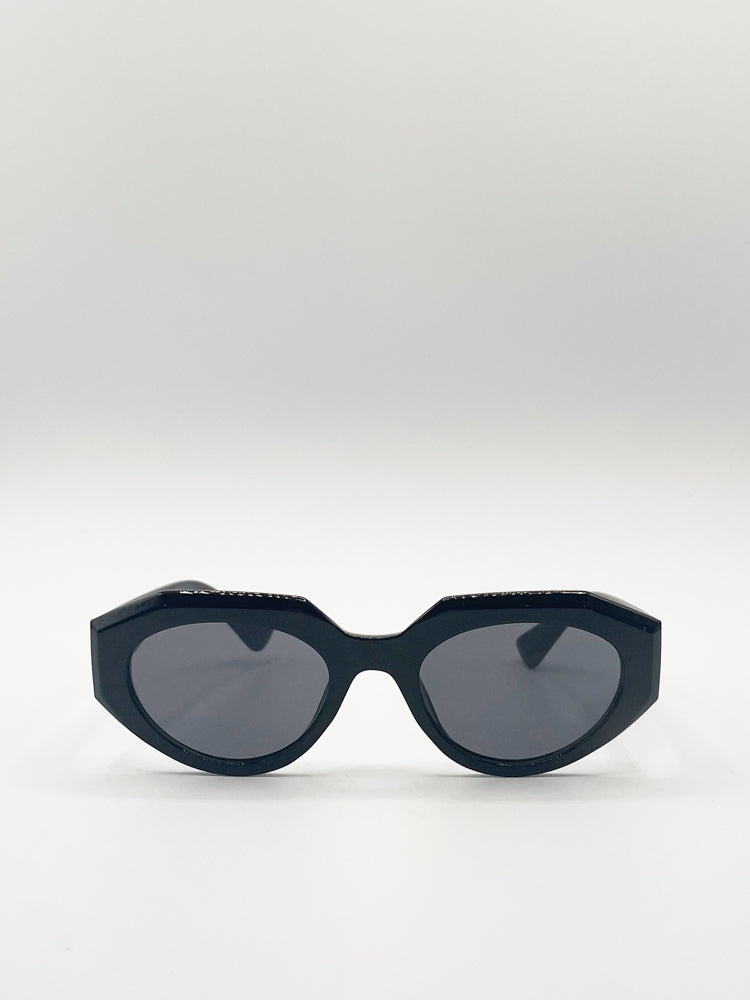 Structured angular frame cat eye sunglasses - svnx