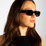 Oval Sunglasses in Black