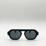 Retro Ribbed Navigator Sunglasses in Black