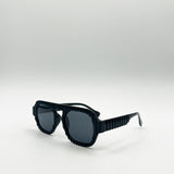 Retro Ribbed Navigator Sunglasses in Black