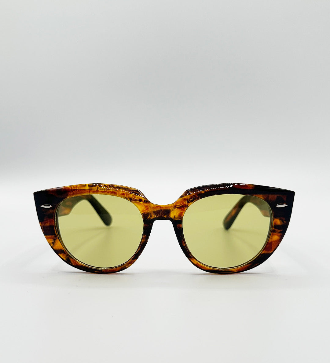 Round Stripe Cat Eye Sunglasses In Brown Yellow - svnx