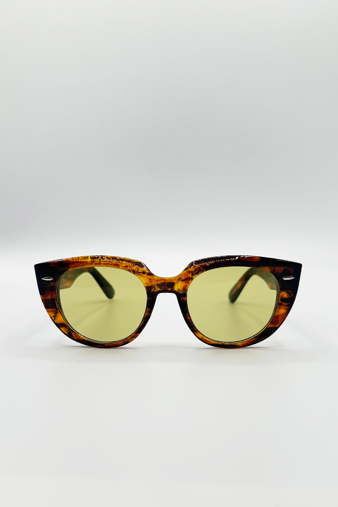 Round Stripe Cat Eye Sunglasses In Brown Yellow - svnx