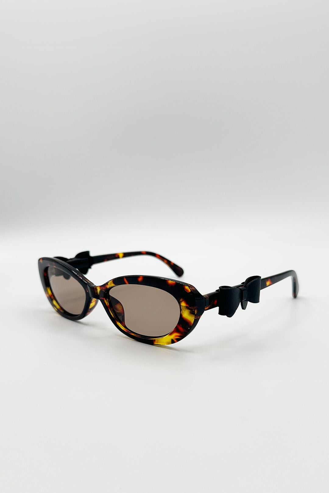 Bow Side Detail Sunglasses In Tortoiseshell - Removeable Bow - svnx
