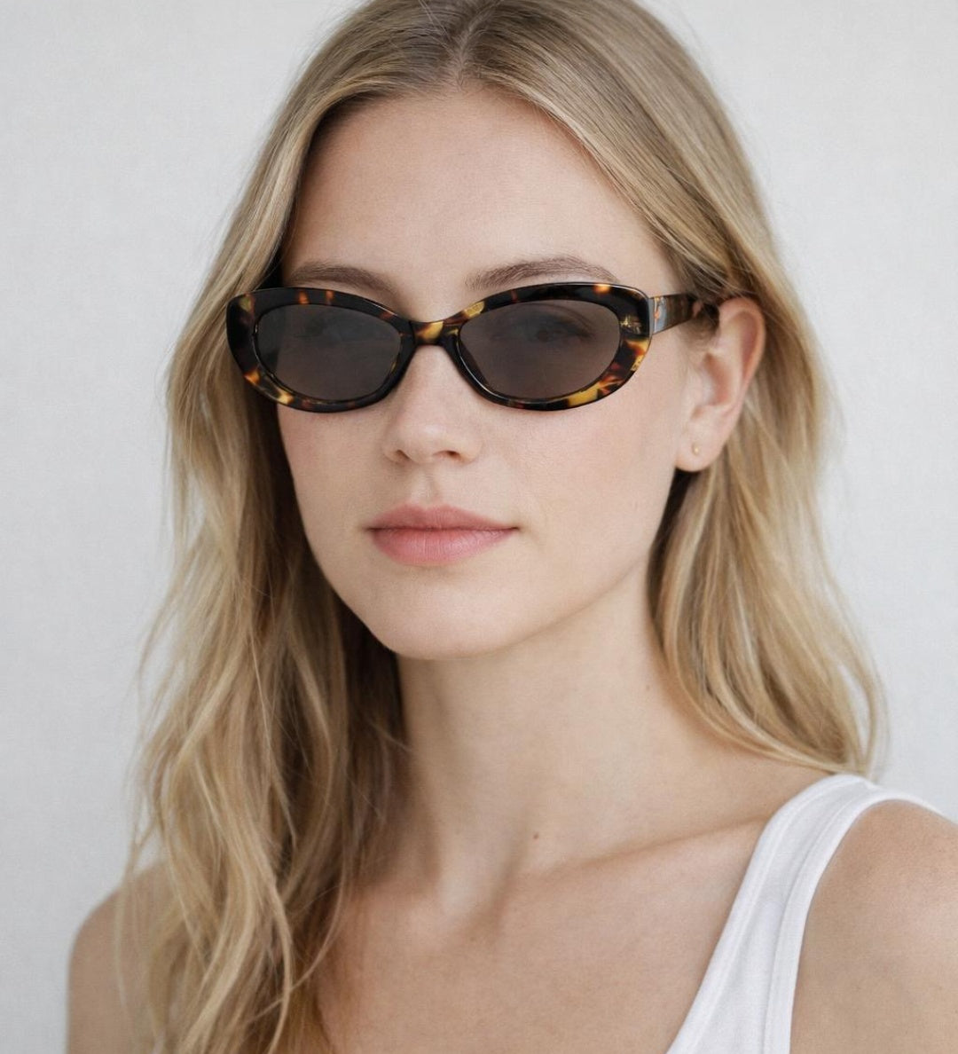 Bow Side Detail Sunglasses In Tortoiseshell - Removeable Bow - svnx
