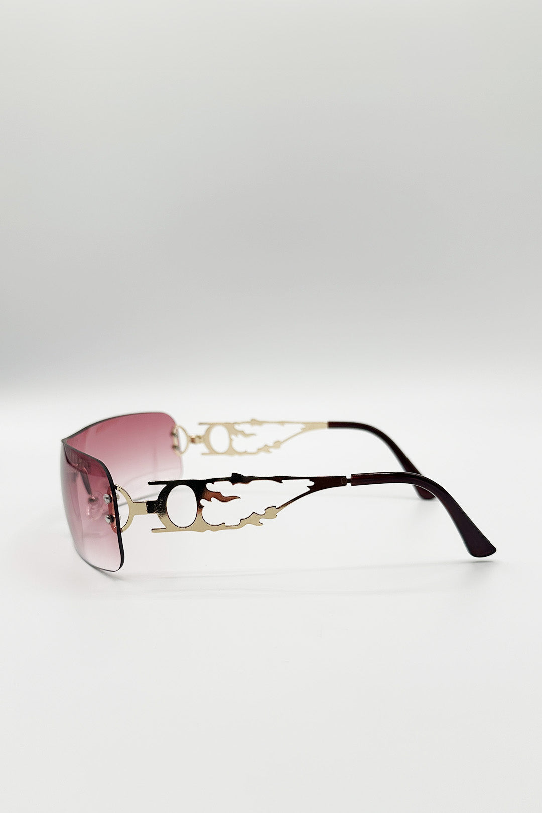 Flat Top Racer Rimless In Red - svnx
