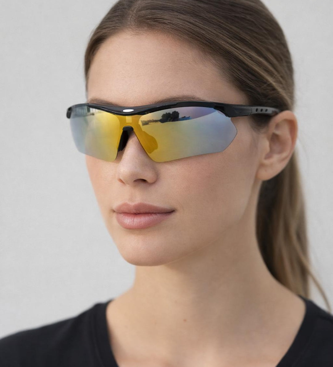 Outdoor Sports Racer Sunglasses In Muted Multi With Case - svnx