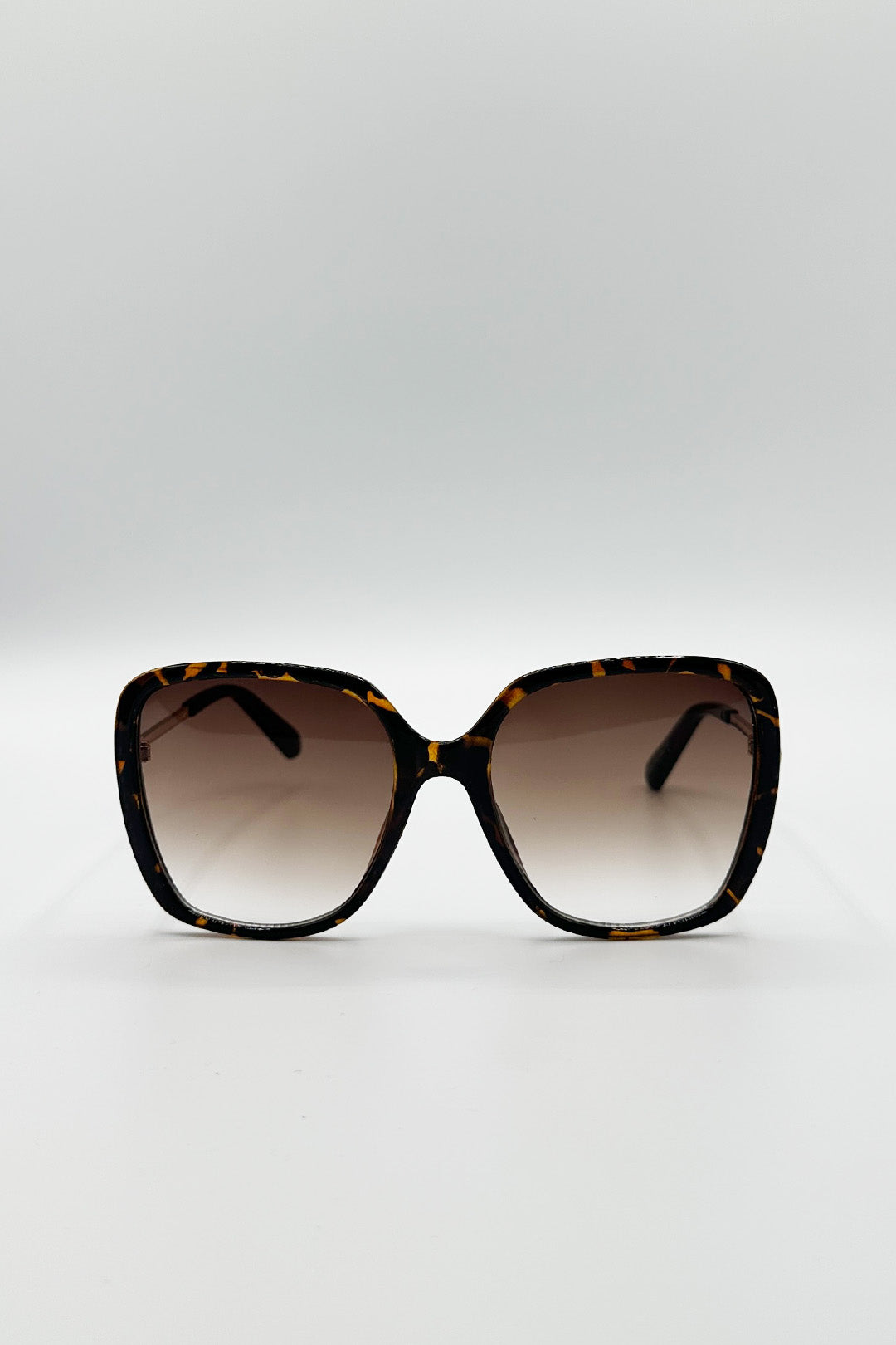 Oversized Square Sunglasses In Tortoiseshell - svnx