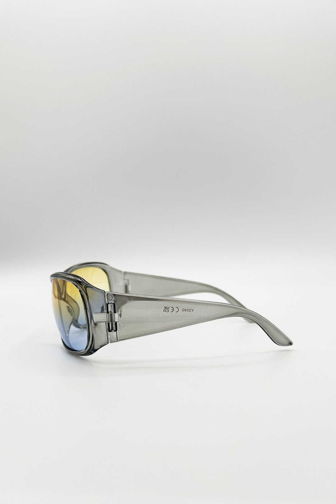 Oversized Racer Sunglasses In Silver - svnx