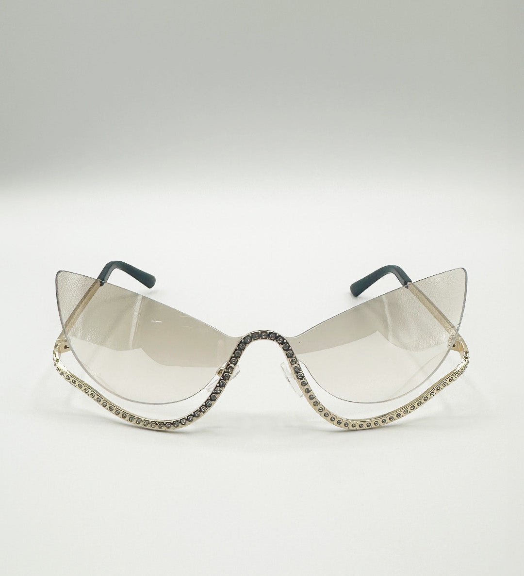 Butterfly Dimante Rimless Sunglasses In Iridescent - svnx