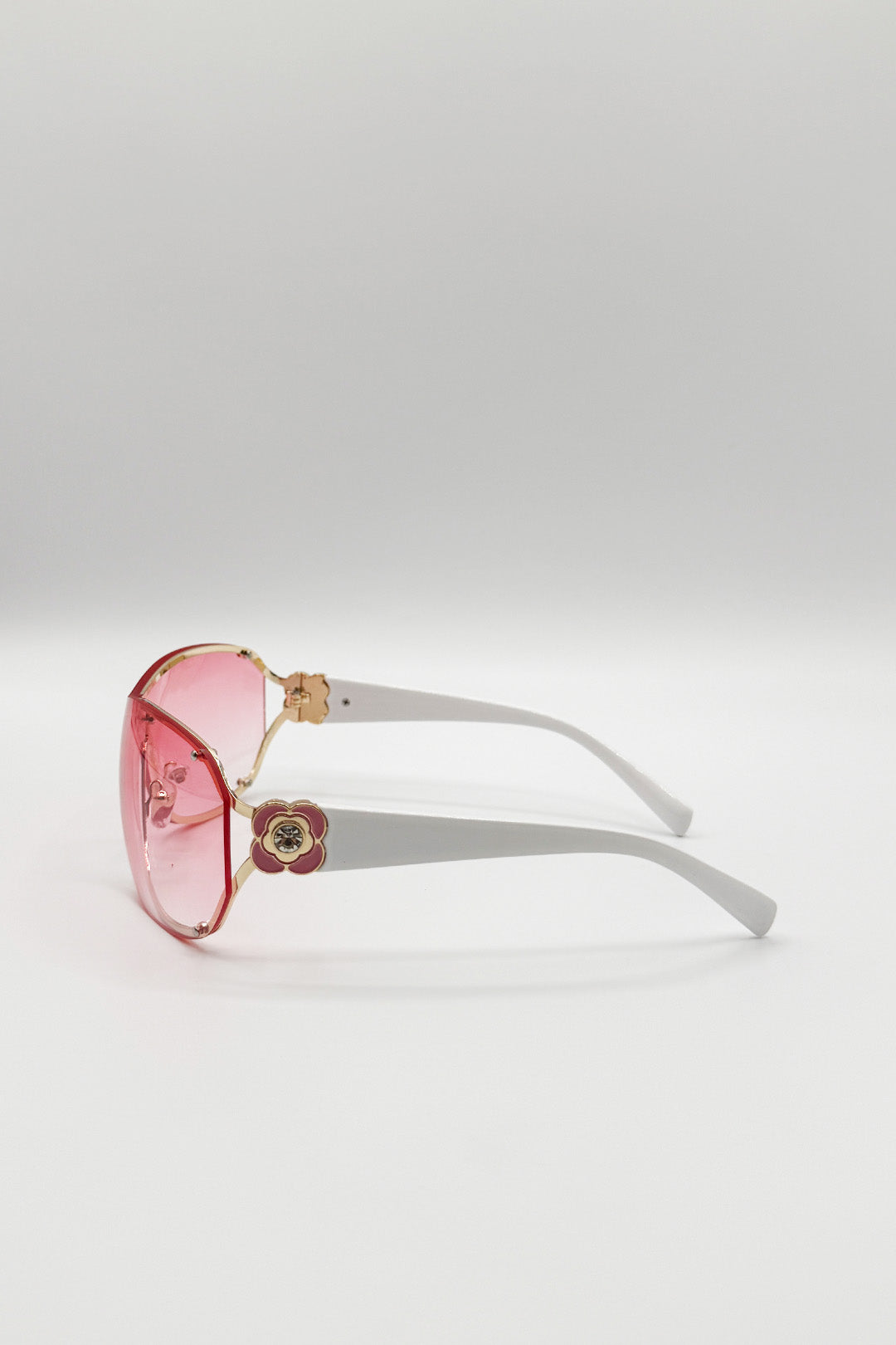 Vintage Rose Wrap Around Sunglasses In Pink - svnx