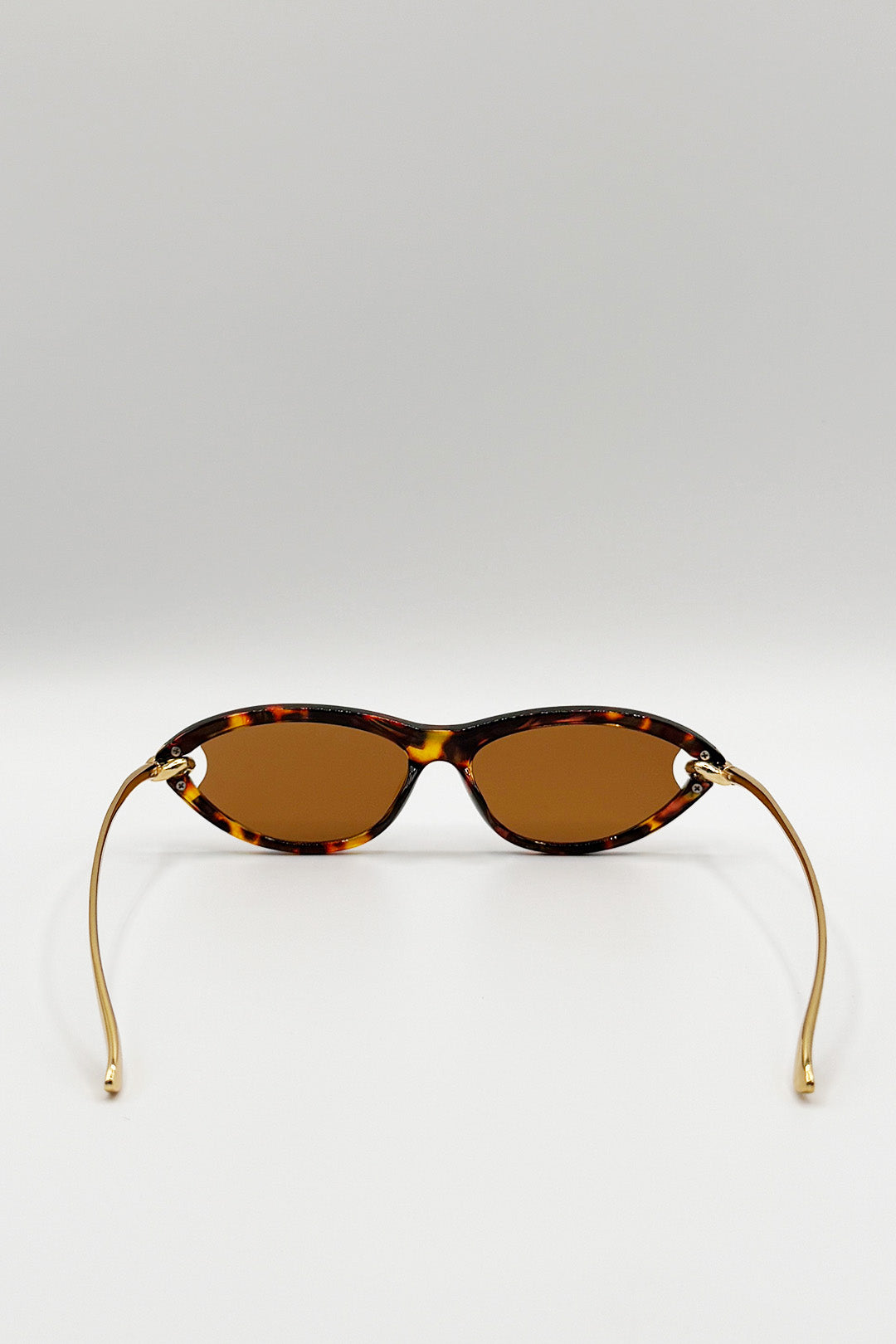 Bold Oval Angular Sunglasses in Tortoiseshell - svnx