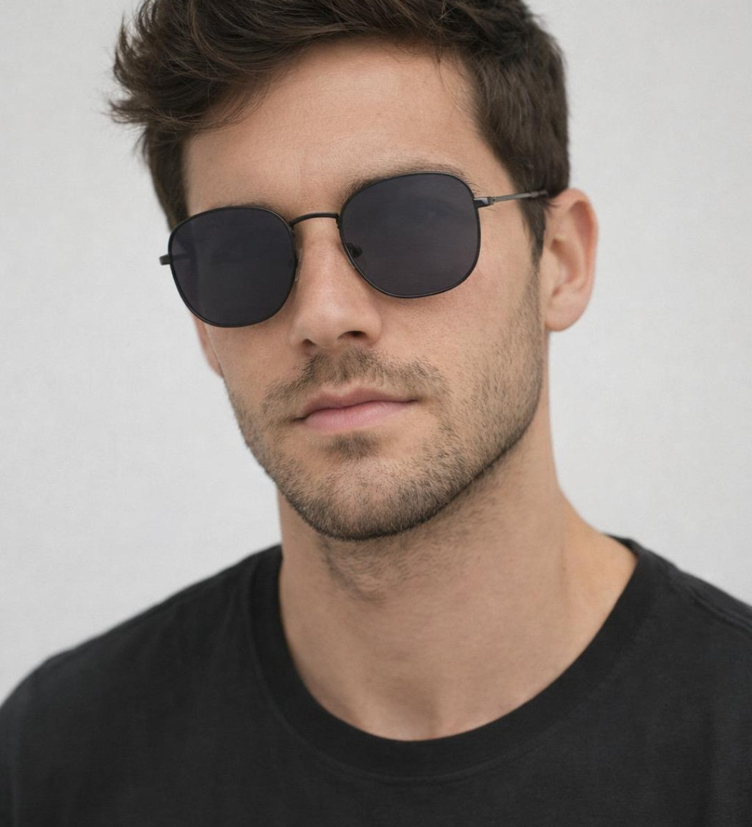 Hexagon Aviator Sunglasses in Black - svnx