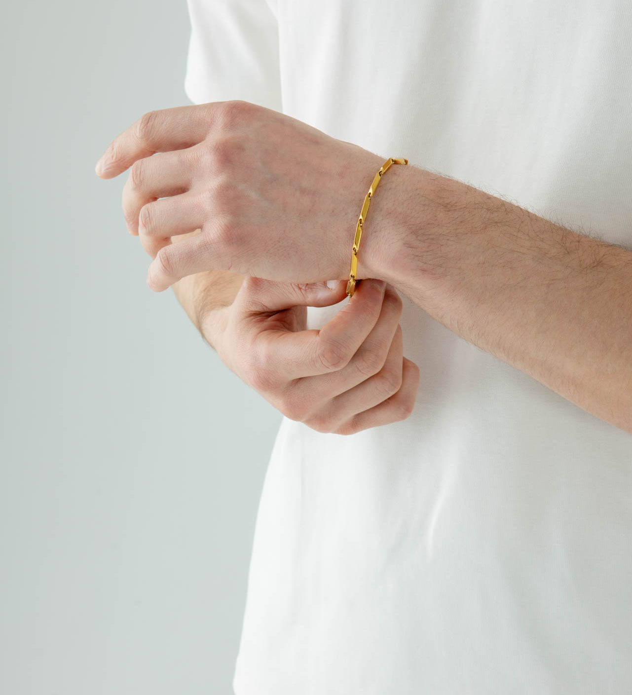 SVNX Minimalistic Bracelet in Gold - svnx