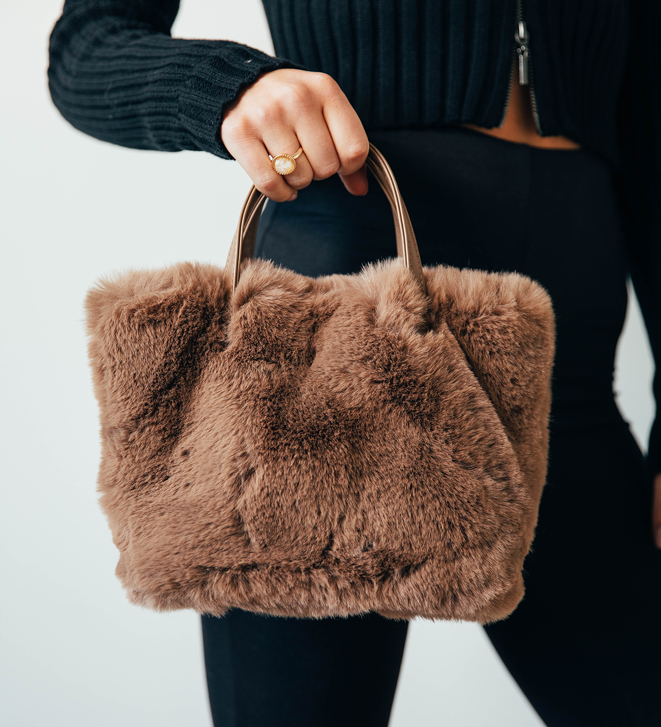 Faux fur handbag in Brown