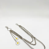 Jean Chain With Daisy Charms