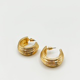 Chunky hoop earrings in gold with inprinted texture