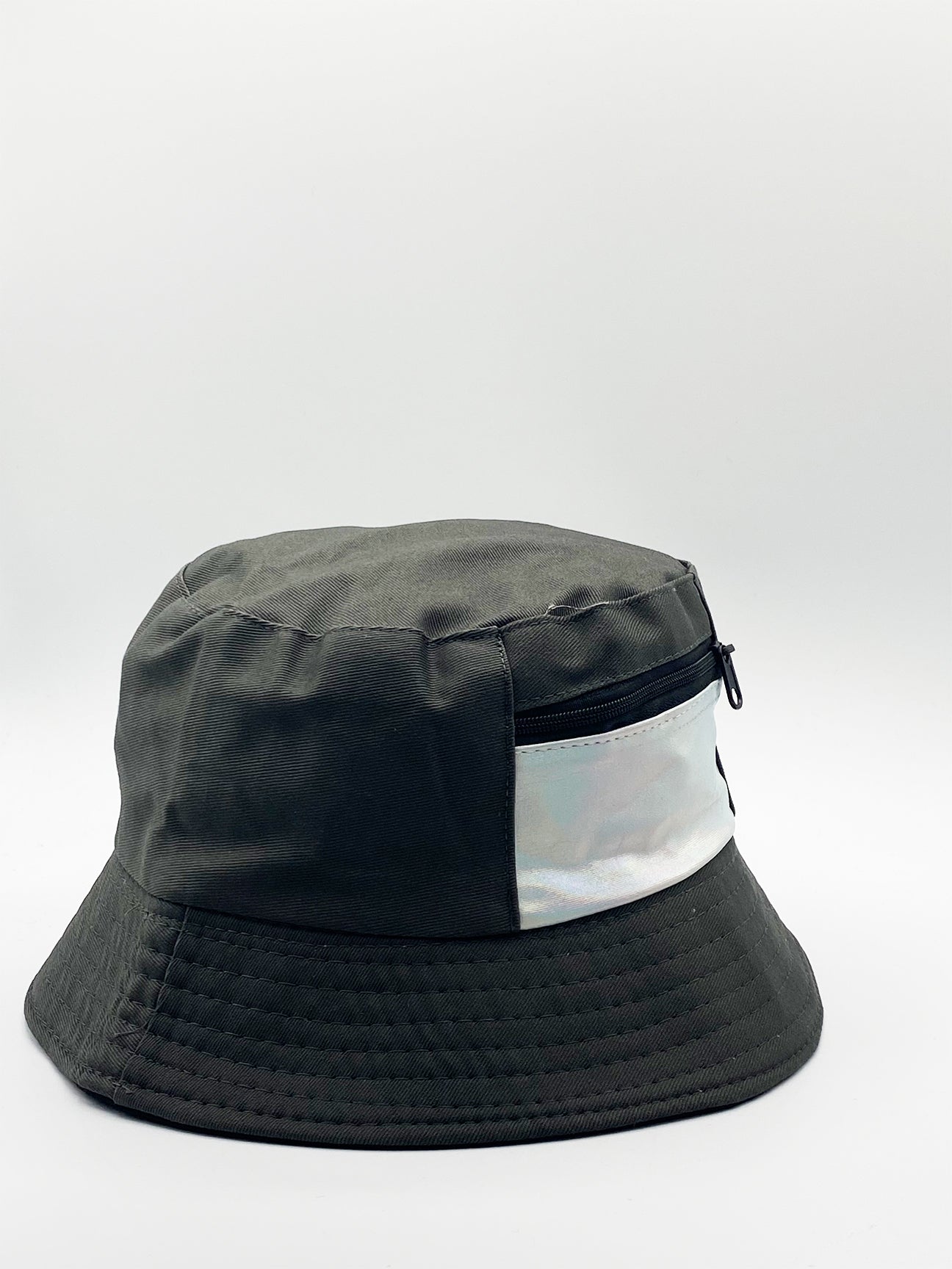 Khaki Tonal Colored Bucket Hat With Iridescent Pocket Detail - svnx