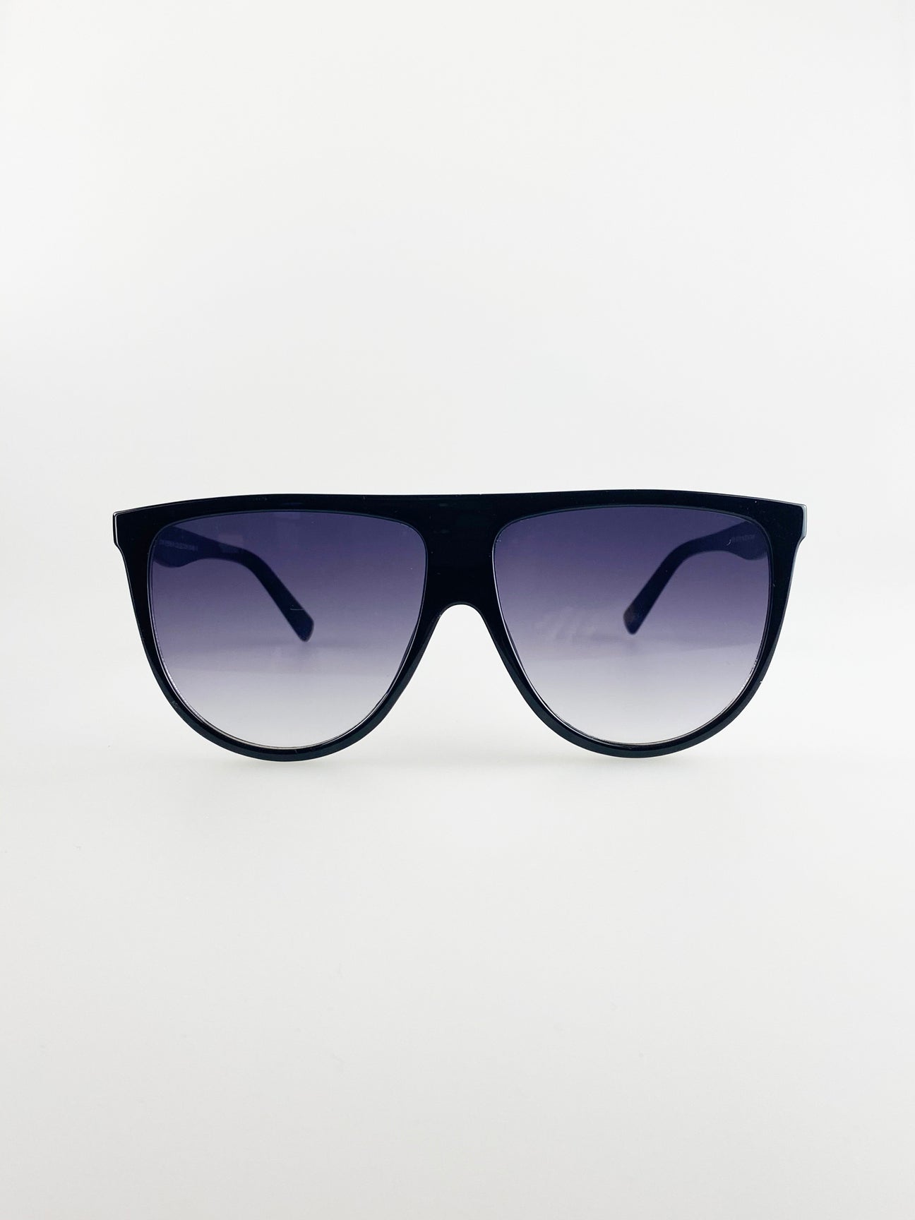 Oversized Rounded Frame Sunglasses with Ombre Lenses - svnx
