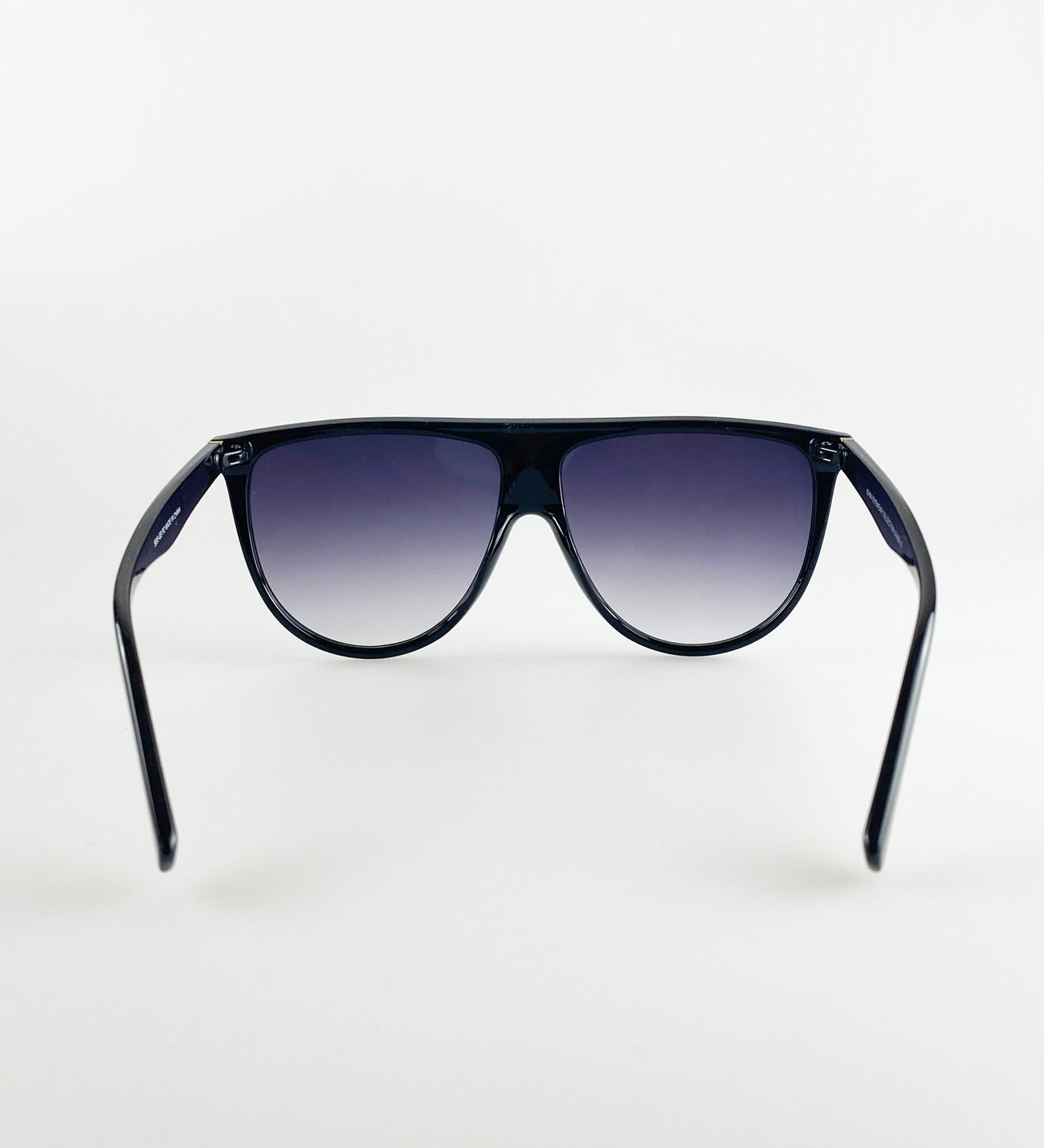 Oversized Rounded Frame Sunglasses with Ombre Lenses - svnx