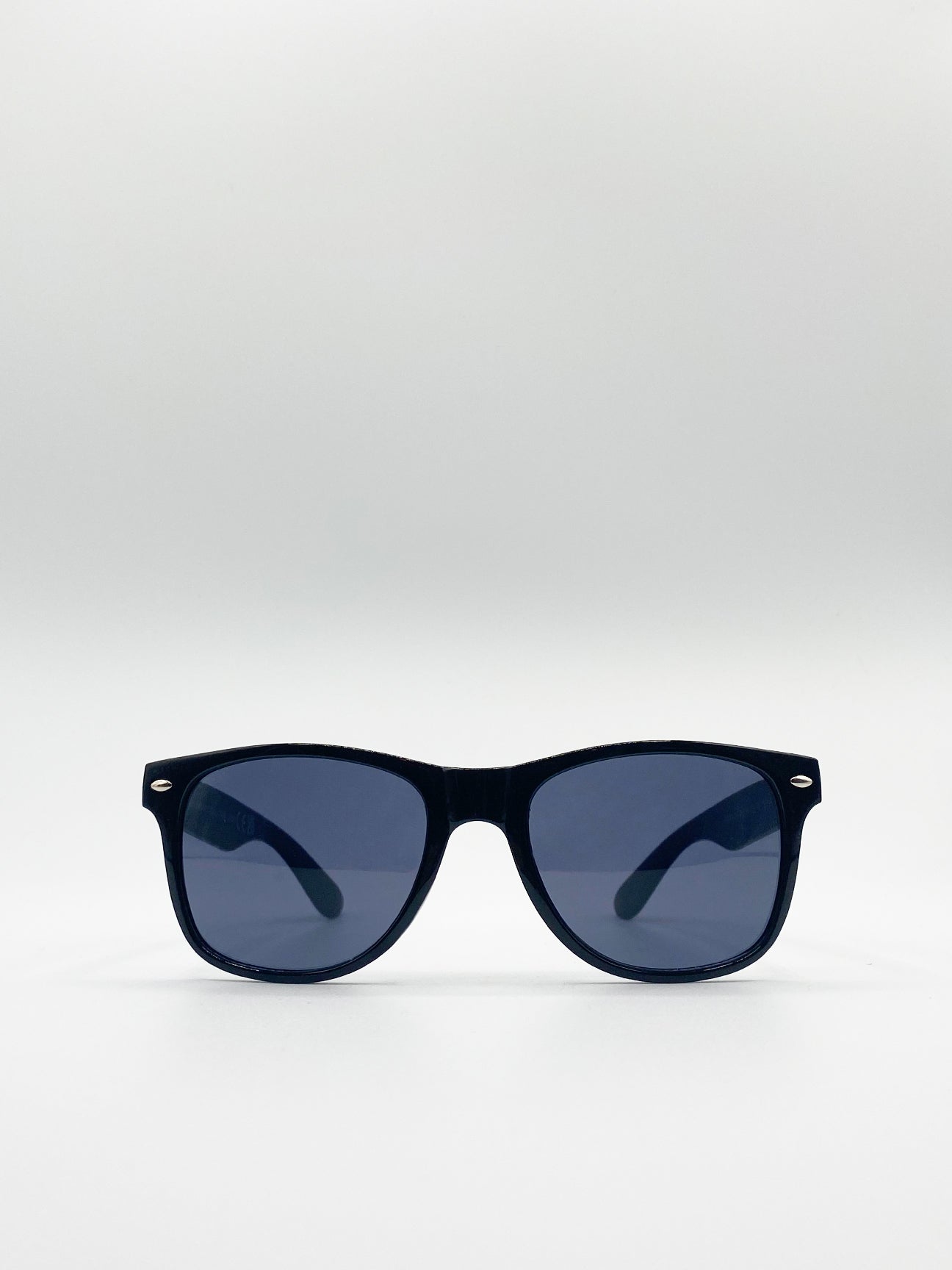 Classic Wayfarer Sunglasses - svnx