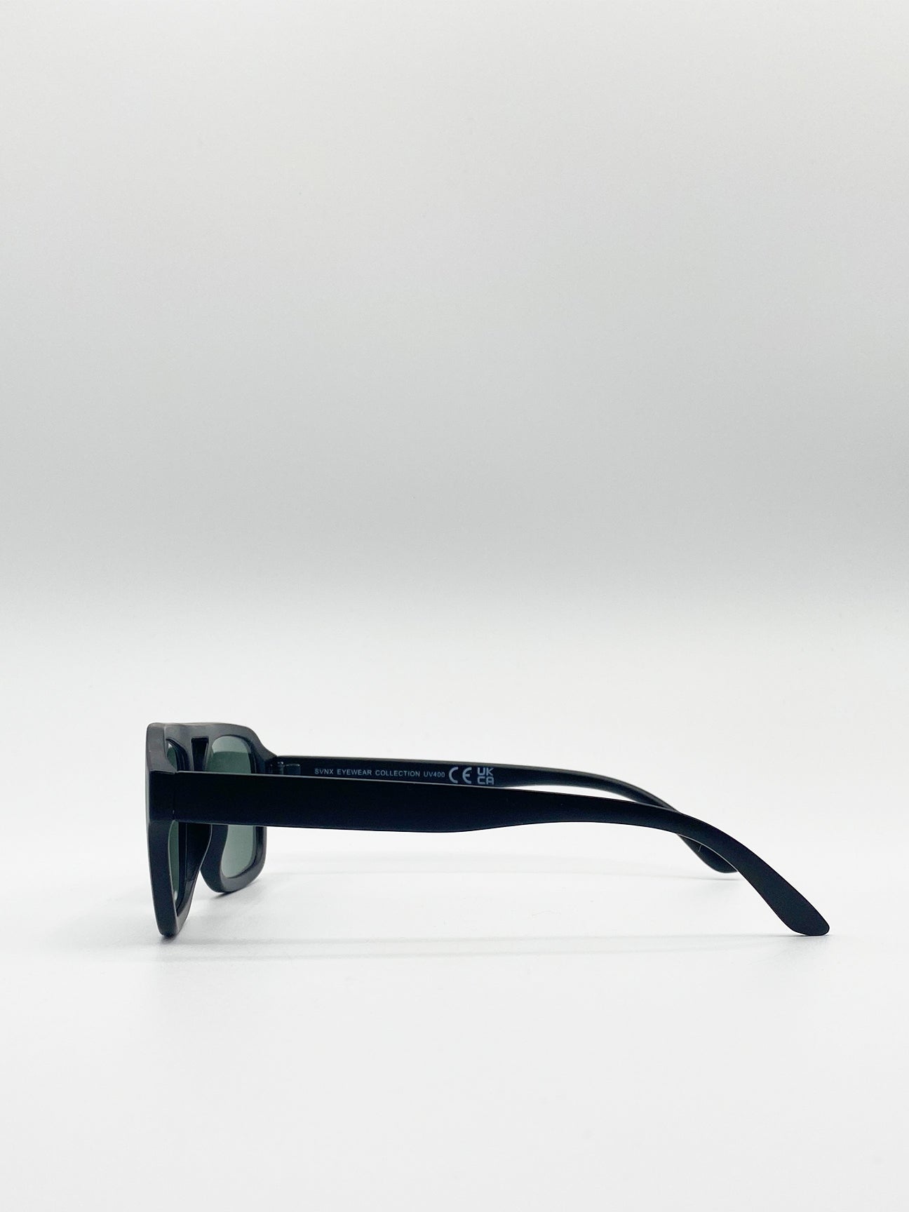 Navigator Retro Style Plastic Frame Sunglasses - svnx