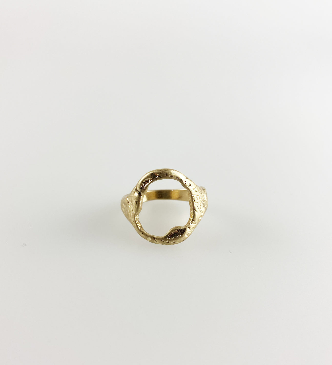 Cutout Signet Ring - svnx